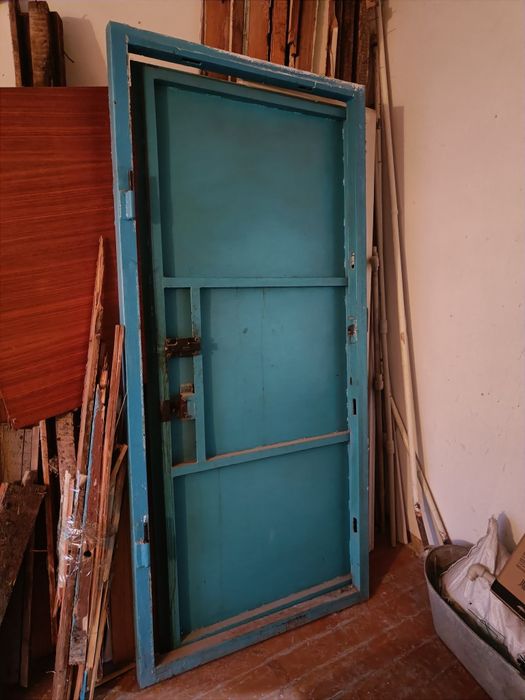 Металлическая входная дверь