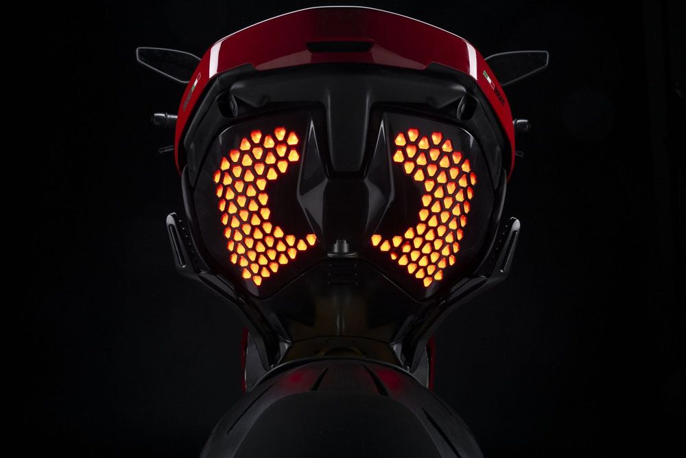 Ducati Diavel v4 Garantie 2027 + Extras