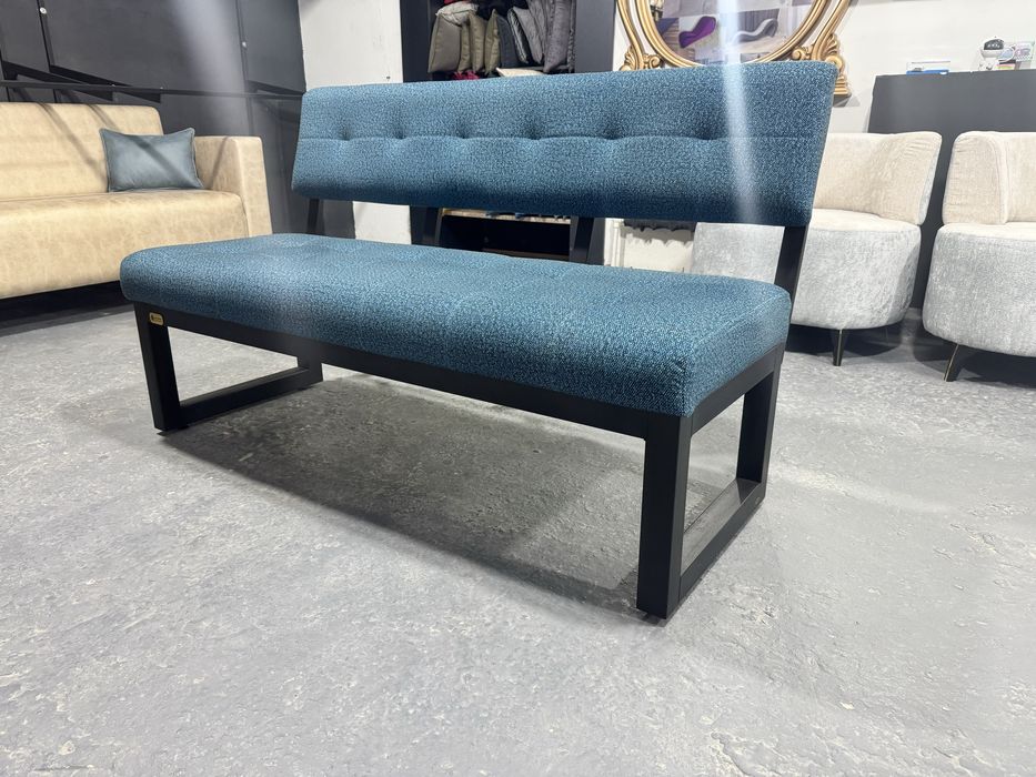 Диван скамейка для дома офиса размер 1.40/50