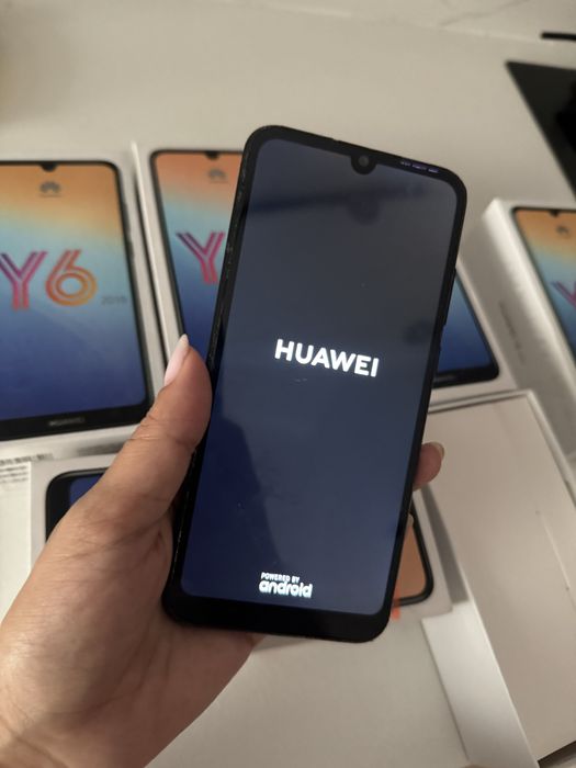 Смартфон huawei y6 работает