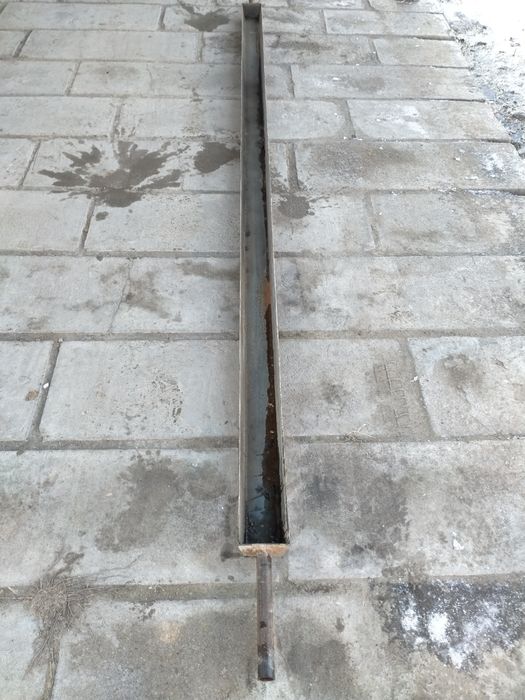 Форма для отлива битоных стойк