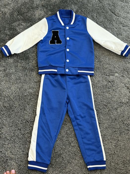 Чисто нови детски дрешки 4г.