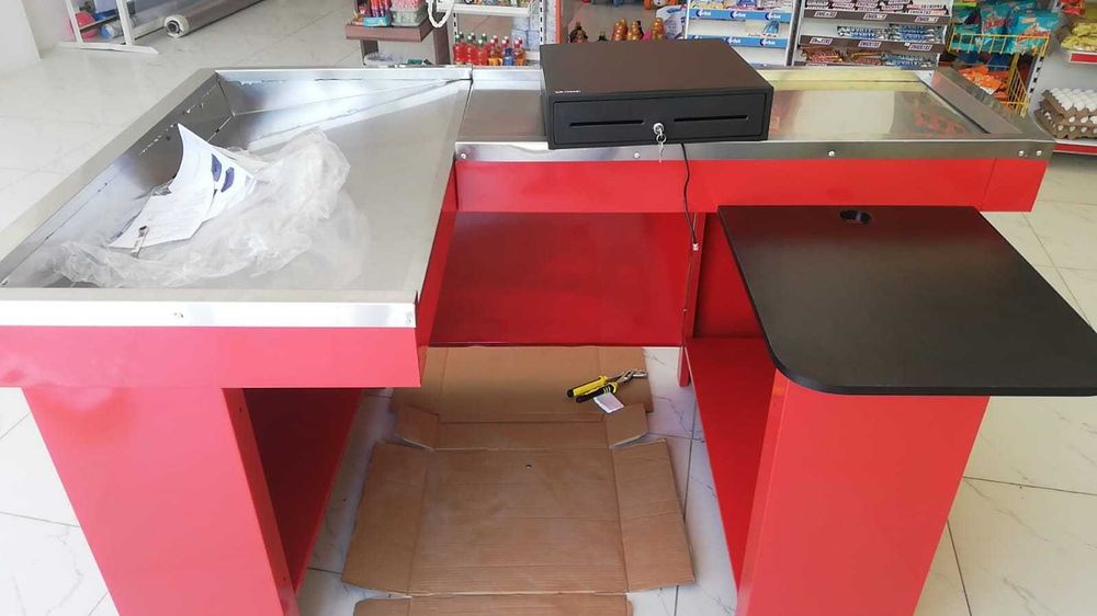 Витрины прилавки для магазин