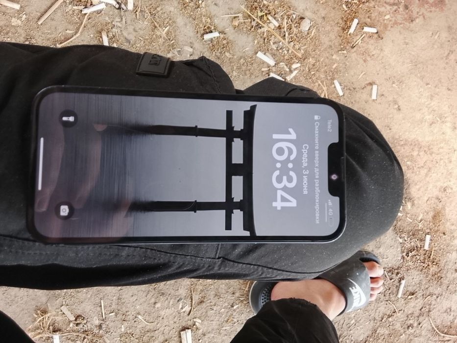 Iphone 13 в хорошем состояний