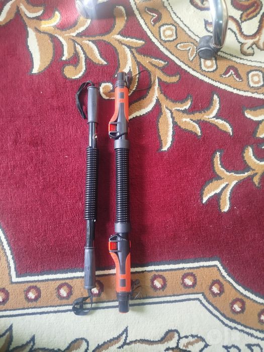 2 ta 12 kgdan gantel, 10 kg gantel, pres roliklar, 40 kg gruddigi