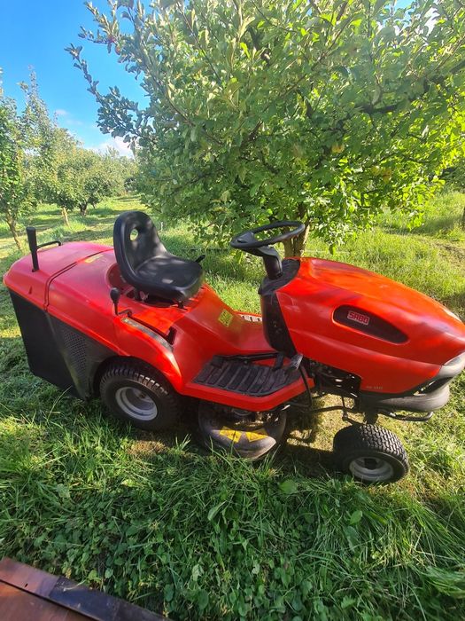 Tractor de gazon Sabo