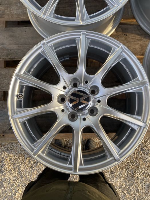 16 цола 5 х 112 мм Фолксваген , VW Голф , Джета , Туаран