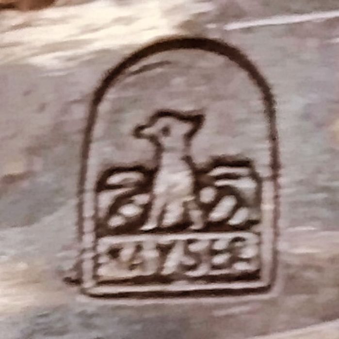 Посребрен, механичен часовник