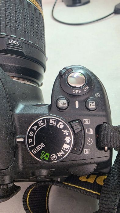 Фотоапарат  D3100