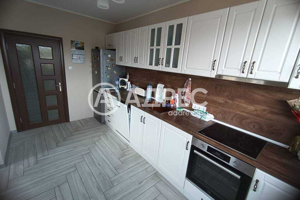 Продава се Многостаен апартамент в Разград, Център - 127 кв.м за 1233 €/кв.м - Снимка #3
