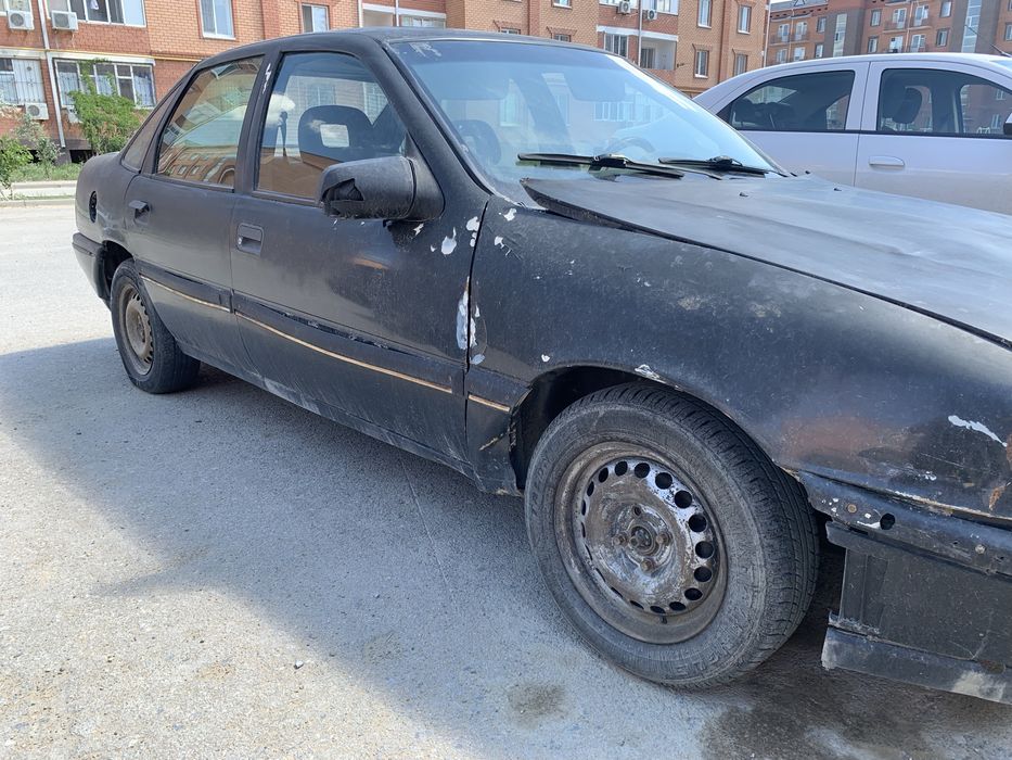 Опель вектра1,8 1993 год