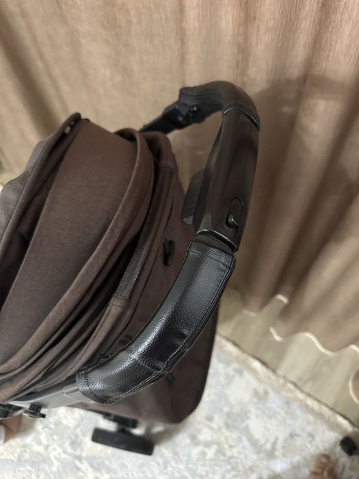 Коляска детская (легко собирается)