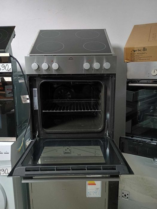 Комплект Фурна за вграждане с котлони с 4 зони PROGRESS