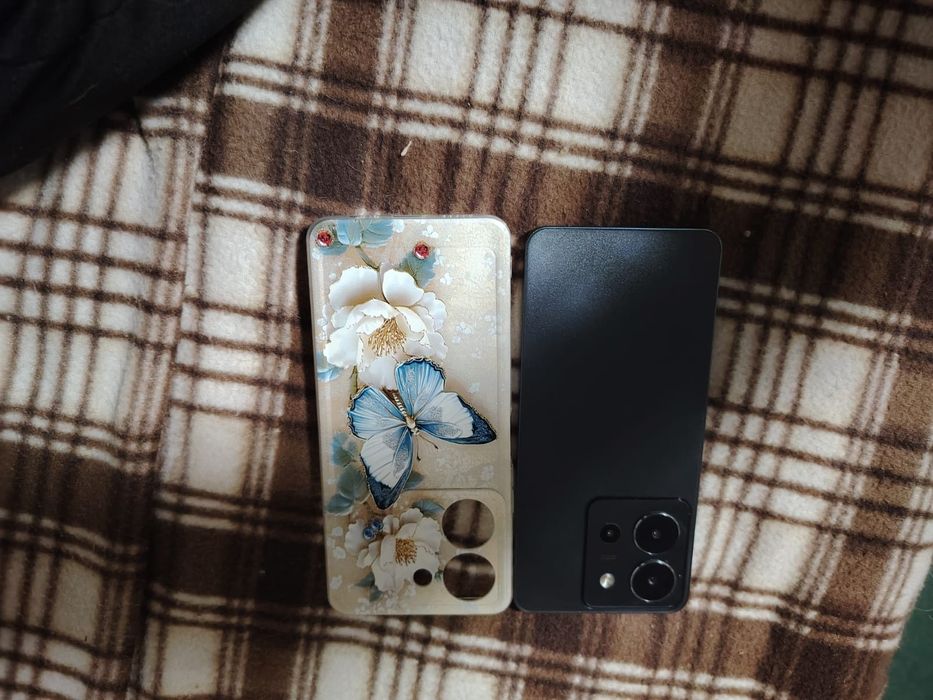 Продам телефон Vivo