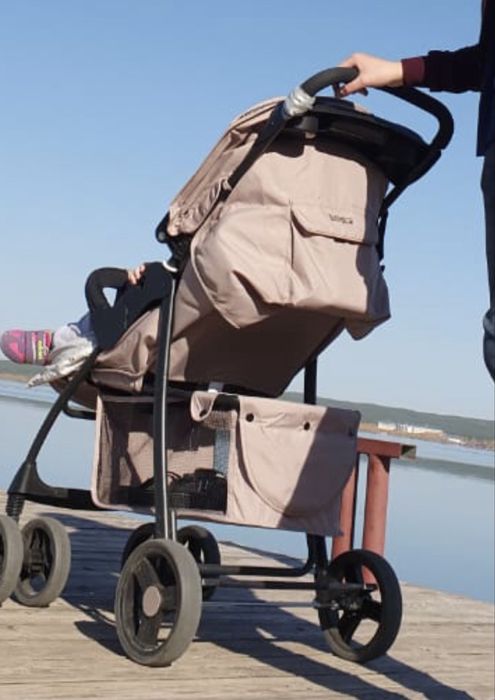 Коляска детская прогулочная