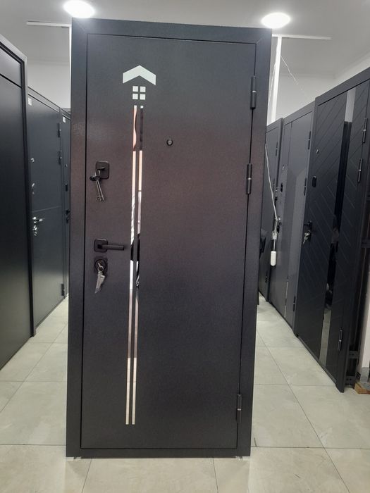 Установщик   Двери