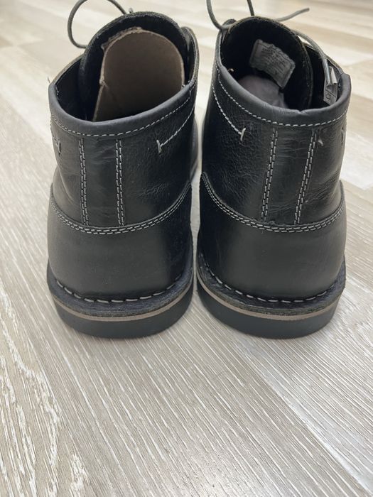 Продам мужские ботинки