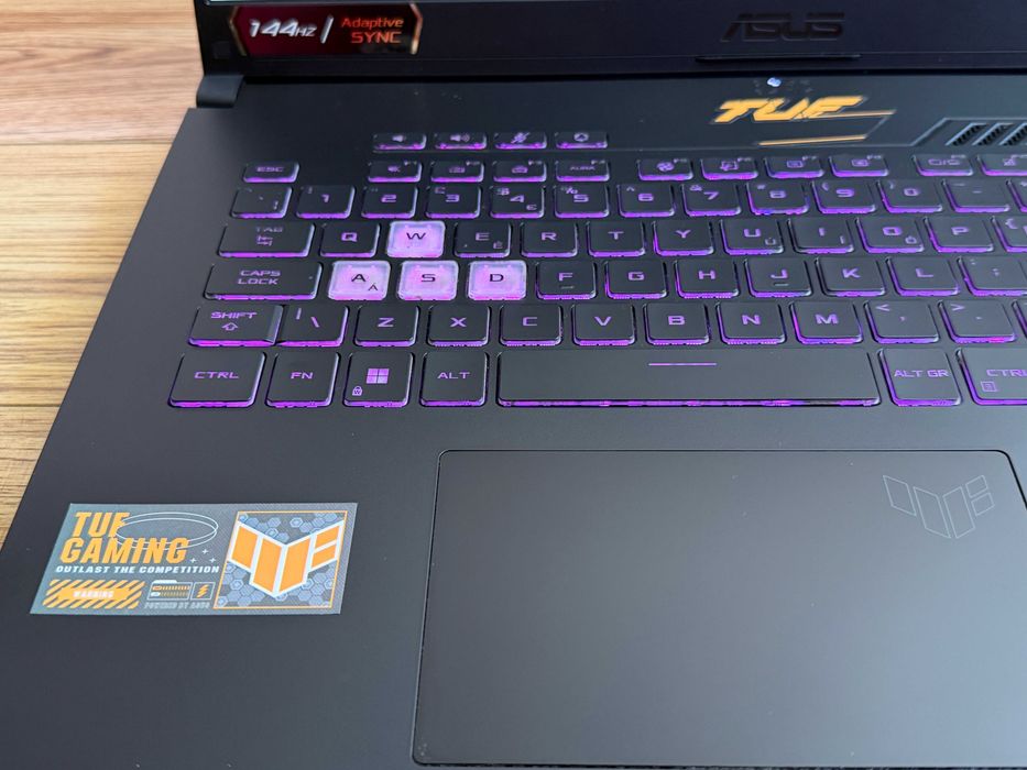 17.3 144Hz Asus TUF Dash`Core i7-12700H/Nvidia RTX 3070/16GB DDR5/512GB SSD/Full HD IPS