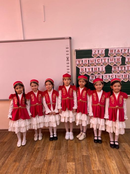 Прокат костюмов для детей  Наурыз