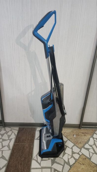 Моющий пылесос Bissell Crosswave + средства