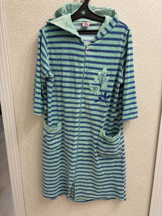 Продам платье 800т