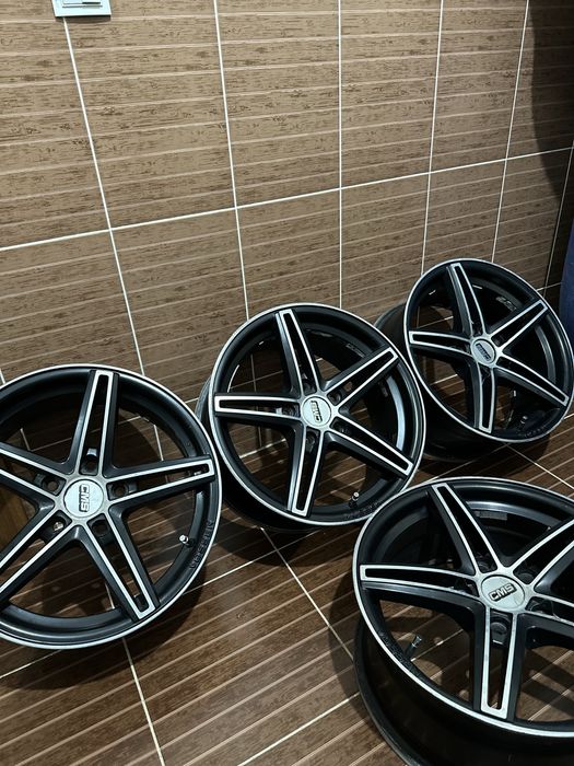 Продаётся диски Vossen R16