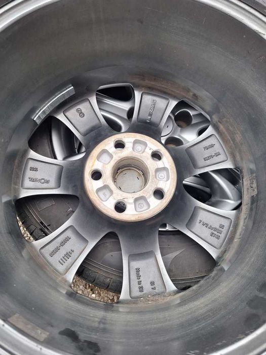 Jante Toyota Lexus 7.5x17 et 45 5x114,3 Originale