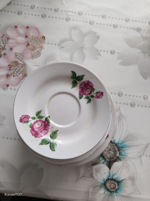 Продам тарелки в хорошем состоянии