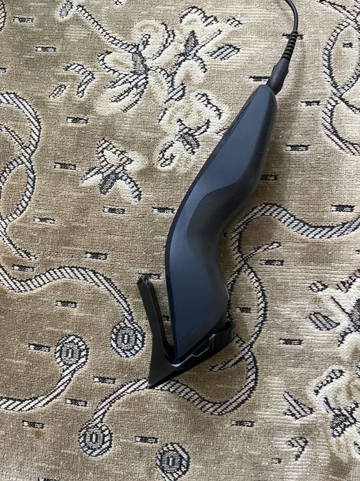 Продам бритву электрическую