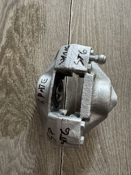 Etrier spate stinga si dreapta mercedes w126,w116,w114,w115