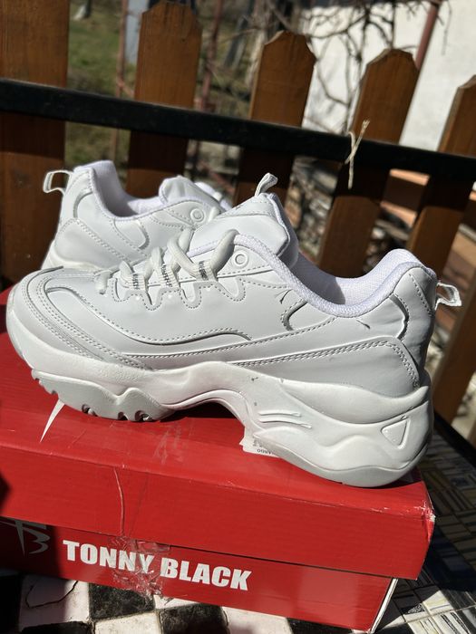 Pantofi sport / adidasi / sneakers