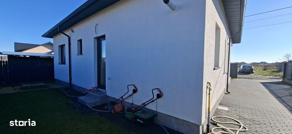Hemeius-casa noua parter-82 mp utili-teren 270 mp - apa - curent - gaz