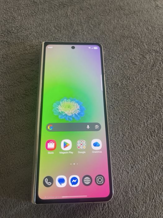 Samsung fold 5 256 gb