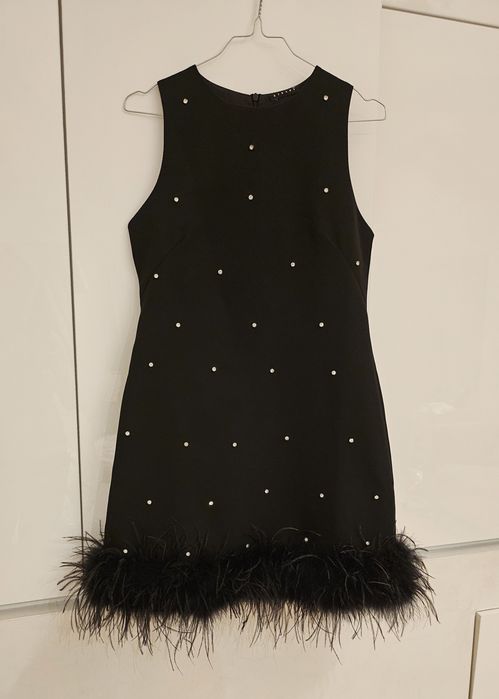 официална рокля с пера и кристали SISLEY S