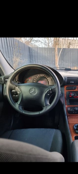 Mercedes-Benz   c220 diesel