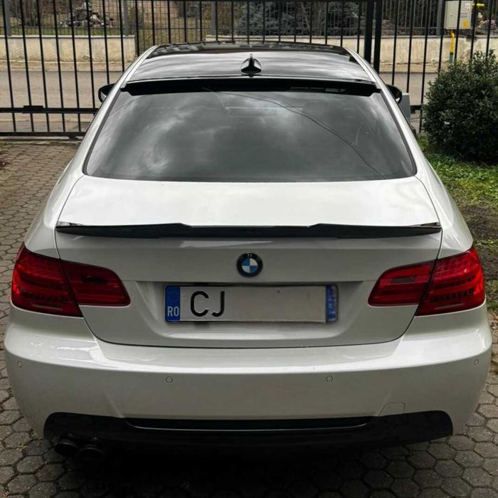 Eleron Lunetă BMW E92 / E93 - Negru Lucios