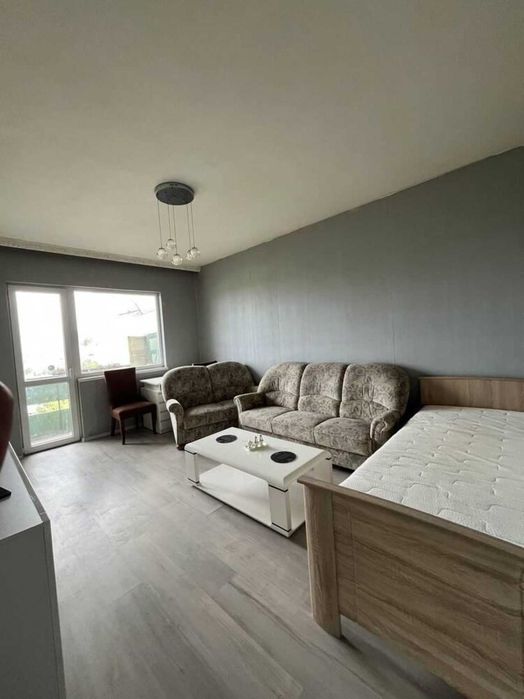 Двустаен апартамент в кв. Христо Смирненски