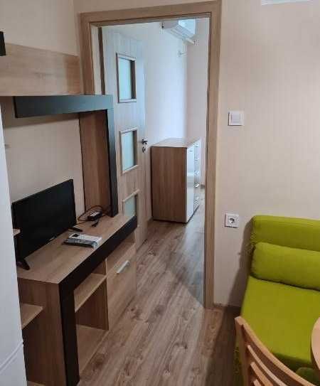 Дава се под наем Едностаен апартамент в София, Докторски паметник - 50 кв.м за 375 € - Снимка #2