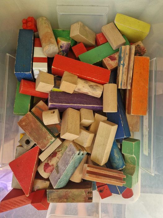 Blocuri de constructie din lemn jucarii