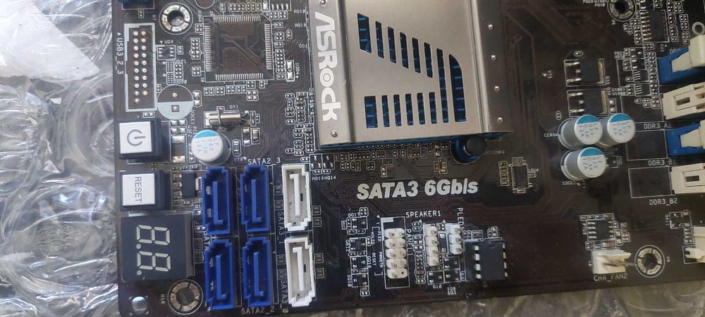 Дъно и процесор ASRock + intel i7 3770k