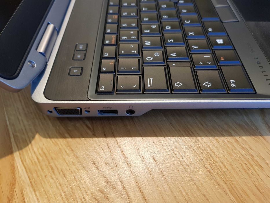 Dell Latitude E6530, retro gaming, 15,6", i5 3340M, 240G, baterie nouă