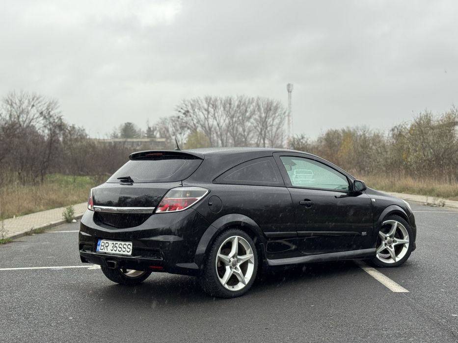 Opel Astra H GTC 1.9 CDTI 150 CP OPC Line