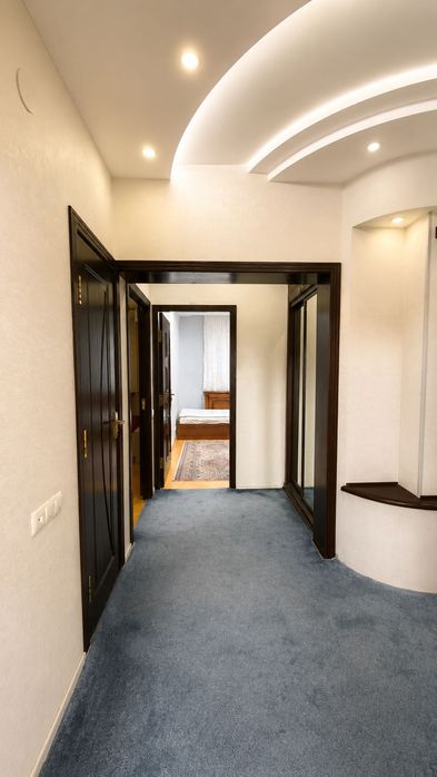 Novza metro yonida 3 xonali kvartira, 75 m², 8/9 qavat