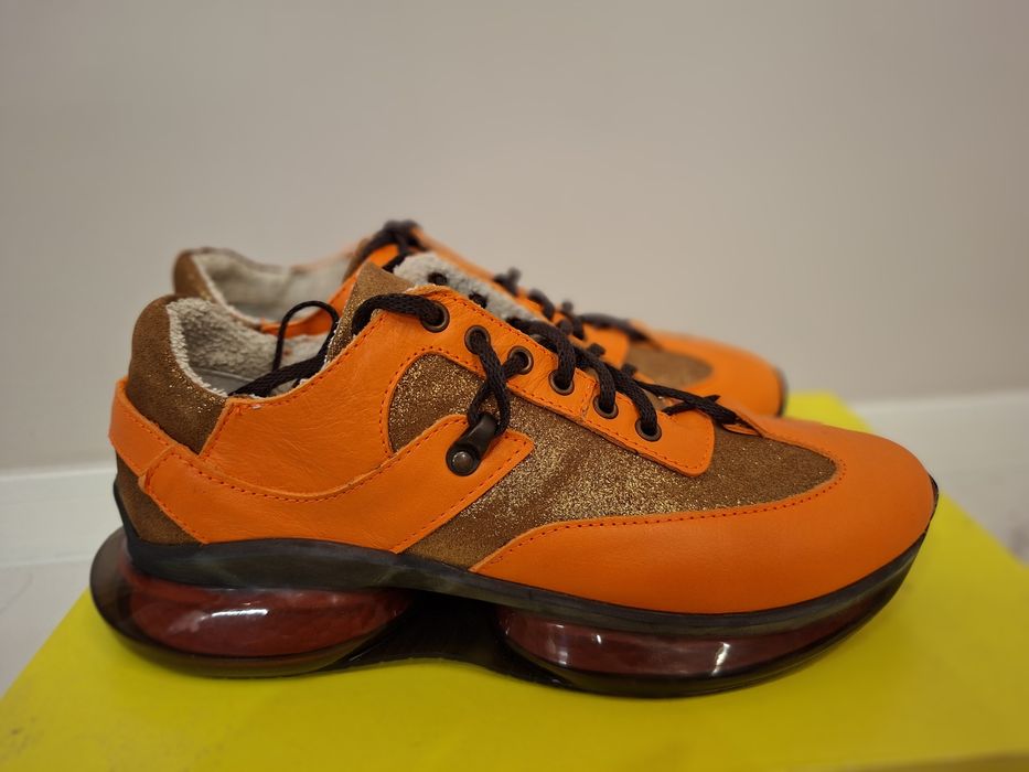 Обувки GABINA чисто нови