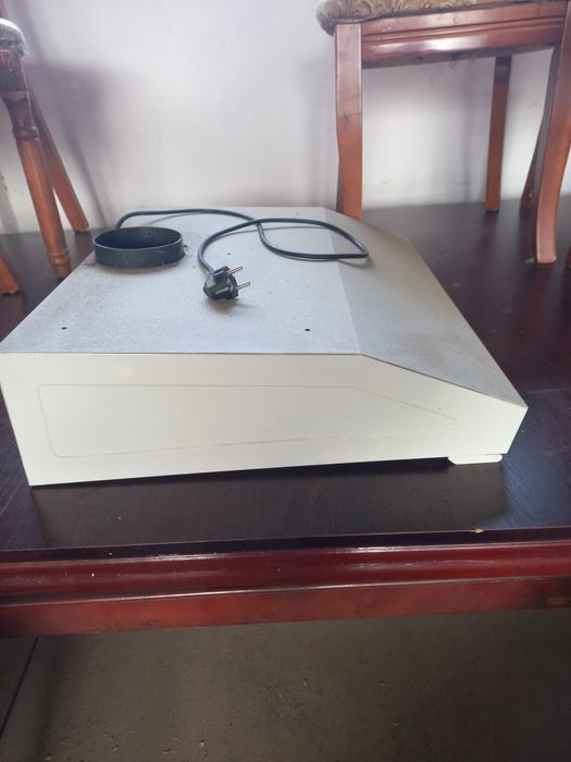 Вытяжка в хорошем состоянии