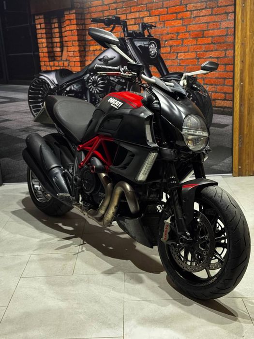 Продается Ducati diavel carbon 1200. Имеется рассрочка