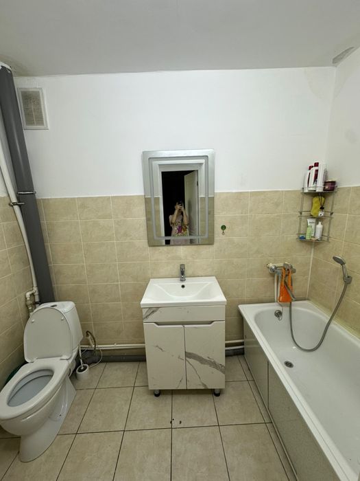 продам 2 комн квартира