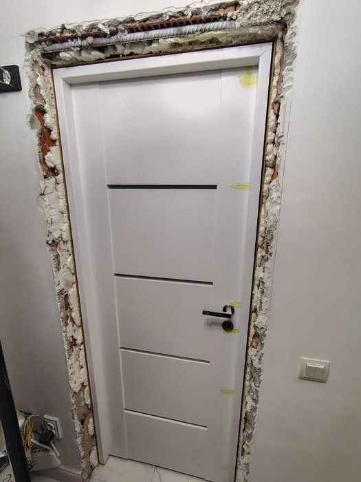 Montaj uși interior | Montaj usa metalica | Deblocări uși metalice, reglaje și reparații uși, montaj ușa sticlă glisanta și batanta | Filomuro