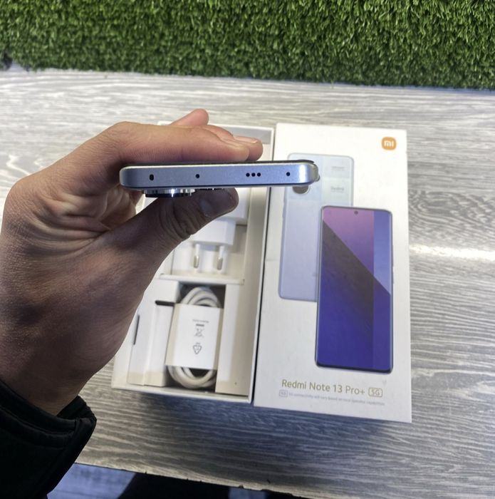 Редми нот13про+ 12/256 холати идиал