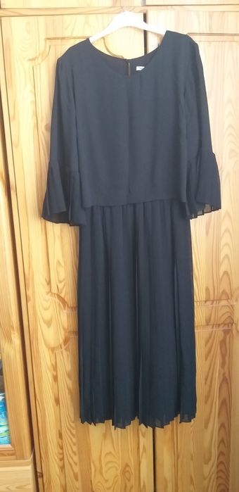 Платье 46 размера